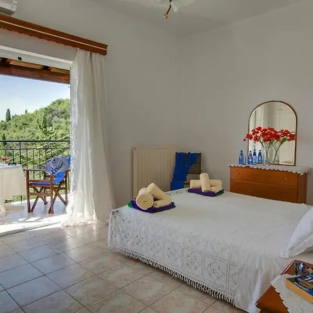 Willa Apolysoi Sleeps 5 Pool Air Con Wifi *