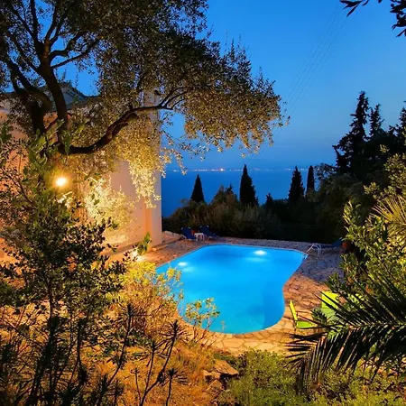 Apolysoi Sleeps 5 Pool Air Con Wifi Villa